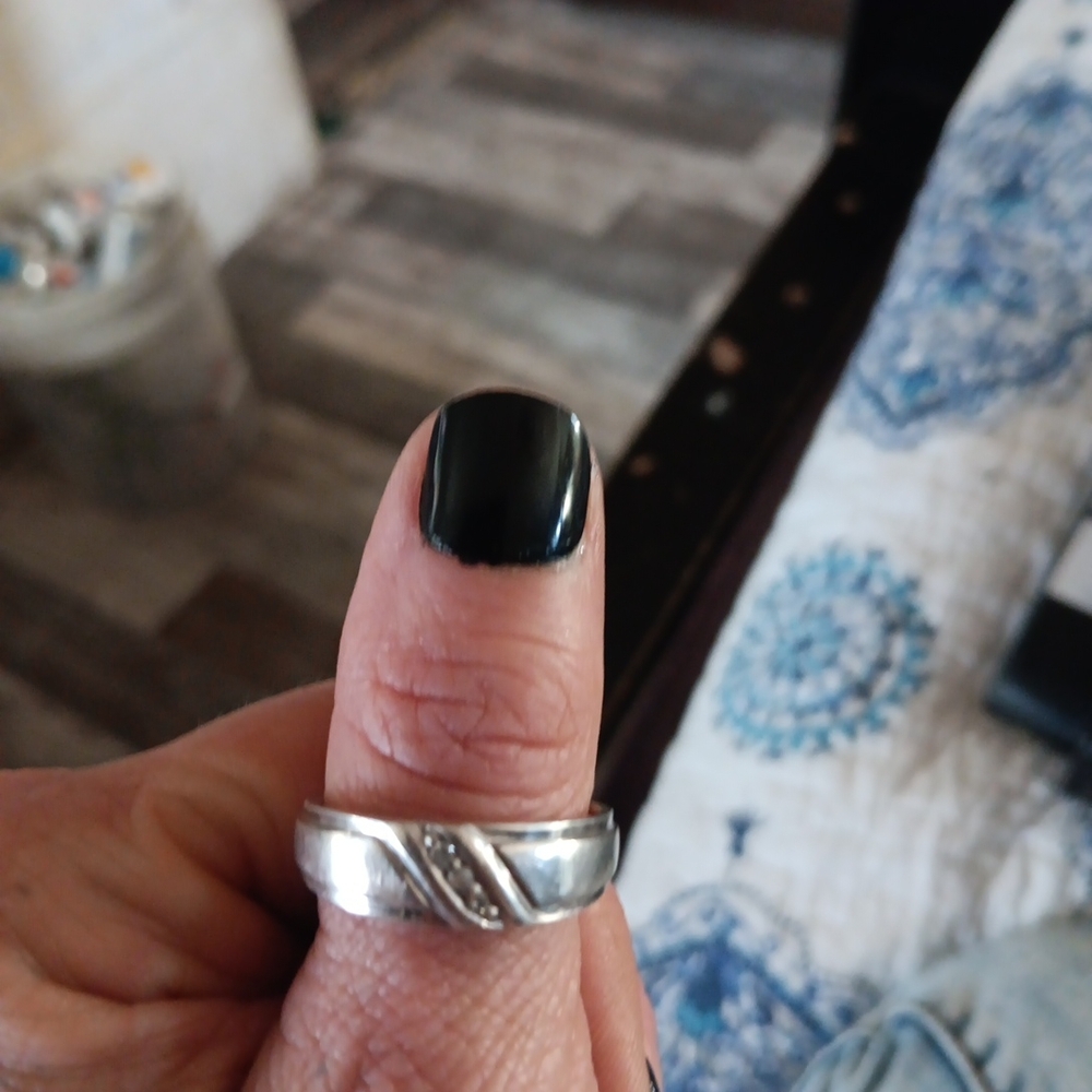 Sterling Silver Twisted Accent Band - Silver